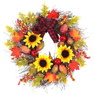 China Autumn Maple Leaf 18inch (45cm) Harvest Rattan and Silk Wreath Front Door Wreath with Leaf and Pumpkin for Thanksgiving Decoration for sale