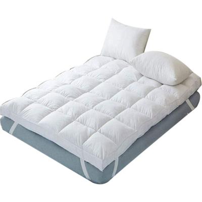 China Antistatic Wholesale Quilted White King Size Mattress Hotel Bed Sleep Solid Mattress for sale