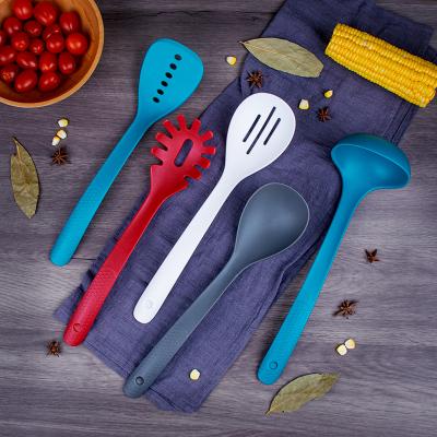 China Multi Colors 6PCS Kitchen Utensil Set Durable Non-Stick Nylon Spatula Heat Resistant Nylon Cookware Set for sale