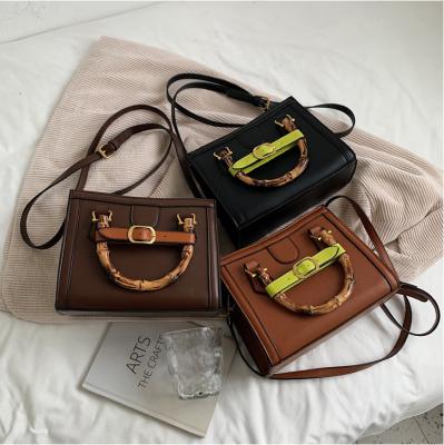 China New Eco-friendly Wholesale Designer Shoulder Bag Handbags Famous Brands With Low Price Messenger Bag for sale