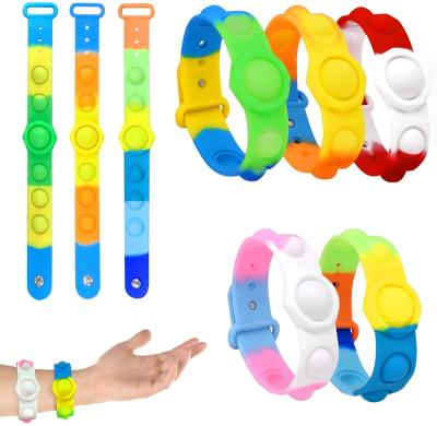 China Adults popular relaxing toys 2021 design fidgety person push noise sensory toys box set sensory bubble bracelet toys pop fidgety person bracelet for sale