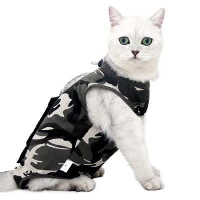 China OEM/ODM Roupas Pet Kitten Camouflage Anti-hair Loss Weaning Sleep Suit Stocked Cat Pajamas Sterilization Breasted Postoperative Clothes for sale