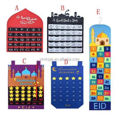 China Felt Eid Party Handmade Felt Ramadan Eid Wall Hanging Countdown Calendars Gift Pockets Advent Decorations Ramadan Mubarak Calender for sale