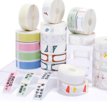 Cina D11 la stampante Sticky Label Roll 15x50mm ha colorato le etichette appiccicose su un rotolo in vendita