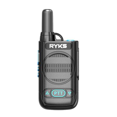 China Portable Reliable Durable High Quality Wholesale Custom Cheap Mini Walkie-Talkie Black Abs Walkie Talkie Two-Way Radio for sale