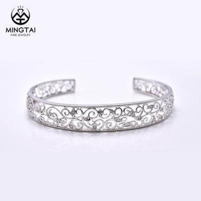 China CLASSIC Fashion Ripple Design 925 Sterling White Silver Diamond Cuff Bracelets, Tasty Bracelet Women for sale