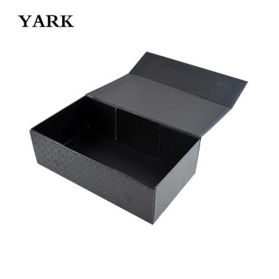 China Handmade Magnet Gift Box Packaging Magnet Luxury Closure Cardboard Folding Rigid Box for sale