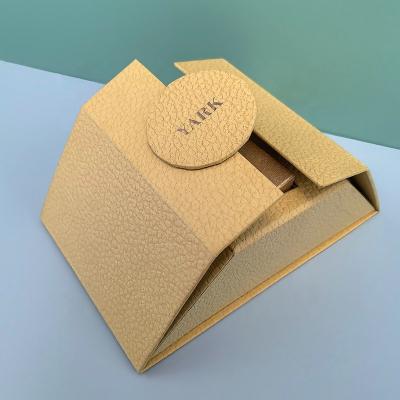 China Handmade Rigid Magnetic Cosmetic Packaging Closure Gift Box Kraft Paper Perfume Box Packaging for sale