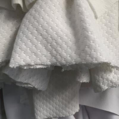 China New Capacity Strong White Waste Cloth Oil Absorption Cotton Wiper Cloths In Bales For Machine Cleaning Cloth Factory Rejected Cloths for sale