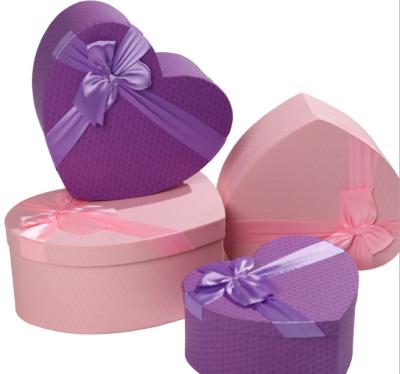 China Handmade Heart Shape Sugar And Chocolate Handmade Boxes For Packaging And Promotion Fancy Gift Box for sale