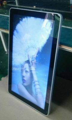 China Professionele 26“ van het de Aanrakingsscherm van WIFI 3G Digitale Signage Multimedia Vertoning Te koop