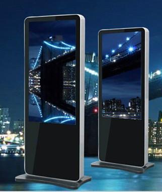 China Floor Standing Outdoor Digital Signage Displays 576p / 720p / 1080i , Waterproof IPX4 for sale