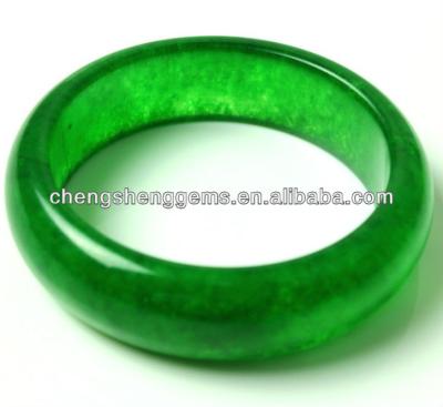 China Green Jade 55-60mm Inside Diameter Green Jade Fashion Bracelets For Women for sale