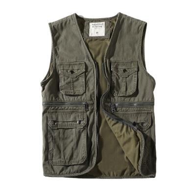 China Wholesale Price OEM Men's Anti-Wrinkle Wholesale Price Men's 30% Polyester 30% Cotton Camouflage Casual Multi-pocket Vest for sale