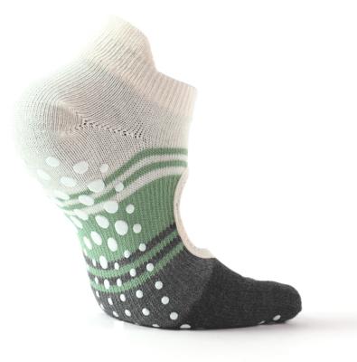 China Solid Color Ankle Cotton Breathable Sport Non Slip Women Five Toe Dance Yoga Socks for sale