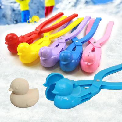 China Cheap Toy Children Outdoor Play Big Snowball Manufacturer Snowball Clip Snow Duck Game for sale