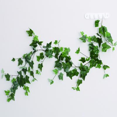 China Kiaye Lvy Greenery Leaves Tropical Wholesale Decorative Artificial Wreath for sale