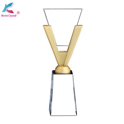 China China New Design Hot Selling Crystal Trophy With Clear Base For Business Gifts for sale