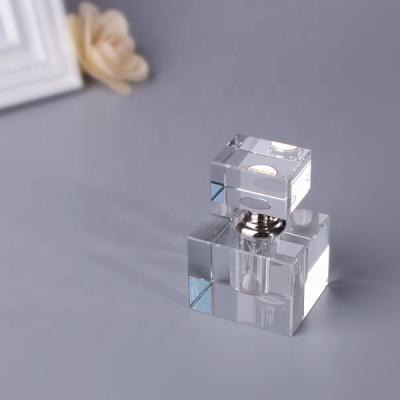 China China Square Crystal Perfume Bottle With 1-10ml For Gifts Elegant Gorgeous Essence Crystal Souvenir Perfume Bottles for sale