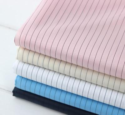 Chine La diverse poussière de couleur rendent l'anti poids G/M2 statique résistant du matériel 125 de polyester de tissu à vendre