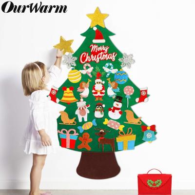 China OurWarm Felt Fabric Christmas Decoration Supplies 30Pcs Glitter Ornaments Felt Christmas Tree Set Kids DIY Felt Christmas Tree for sale