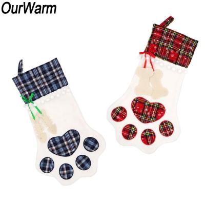 China Cat Dog Paw Plaid Pet Christmas Stocking Type Loose Polyester Ourwarm Christmas Decoration for sale