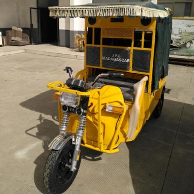 China Battery Operated Passenger Auto Rickshaw For India Rear Drum Brake for sale