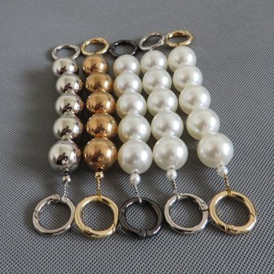 China Yiwu Fashion Big Pearl Accessories Wholesale High Quality Mobile Phone Strap Fashion Yiwu Bag Short DIY Pearl Handbag Strap for sale