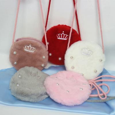 China Winter New Products Fashion Soft Fluffy Fur Plush Fur Purse Faux Bling Soft Rhinestone Coin Crown Kid Round Shoulder Bag for sale