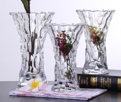 China 24cm Height Folding Vase Modern Glass Transparent Vase Living Room Decoration Room Hotel Flower Arrangement Mounted Flower Vase Wholesale for sale