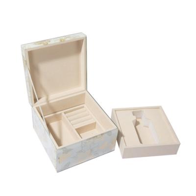 China Adult Perfume Packaging White Jewelry Box Custom Logo Leather Jewelry Box With Ribbon for sale