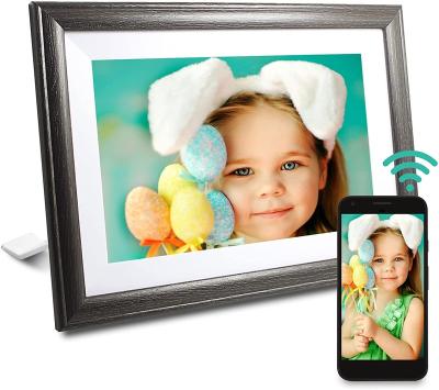 China Wifi 10.1 Inch WiFi Digital Picture Frame Wooden Cloud Photo View 10 Inch Display Video Photo Via Frameo for sale