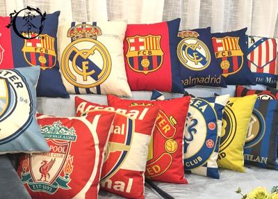 Chine Oreillers décoratifs de coussins de Barcelone de Real Madrid, oreillers de lit multiples d'équipes de football à vendre