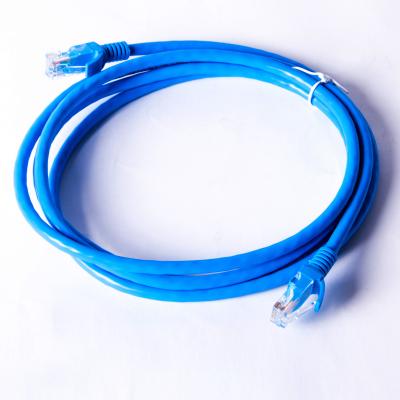 Chine La correction Cat6 résistante au feu de 3m attachent le type isolation d'UTP de HDPE à vendre