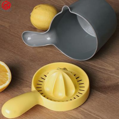 China Viable Multifunctional Portable Orange Blender Citrus Juicer Lemon Squeezer Manual Fruit Squeezer for sale