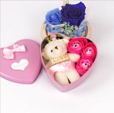 China Heart shape metal packaging candy cookie chocolate boxes recycled material fast shipping soap rose flower valentines day gifts tin box for sale