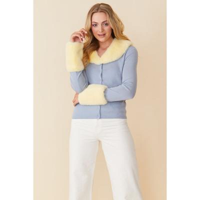 China Newly QUICK DRY Fall and Winter 2022 OEM/ODM Knitted Girls Cardigan with Detachable Collar and Cuffs Customize Cardigan Sweater for Women for sale