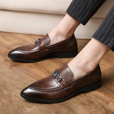 China 2022 New Summer Dress Business Leather Shoes Men's Fashion Trend Breathable Casual Shoes Walking British Style Large Size Leather Shoes for sale