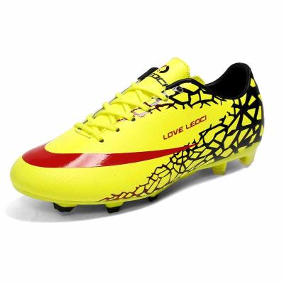 China High Quality TPR Quanzhou Soccer Sport Shoes Long Pointed Mens Soccer Shoe Wholesale for sale