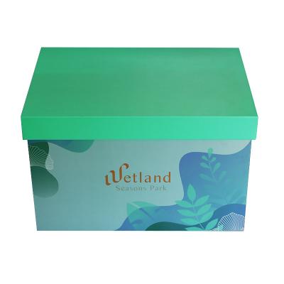 China Recycled Materials Factory Sale Custom Gift Box Packaging Men Birthday Box Gift Set for sale