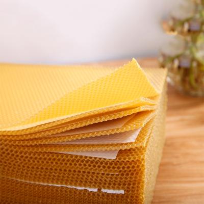 China Wholesale beeswax base honeycomb beeswax sheet/making beeswax base with best price for sale