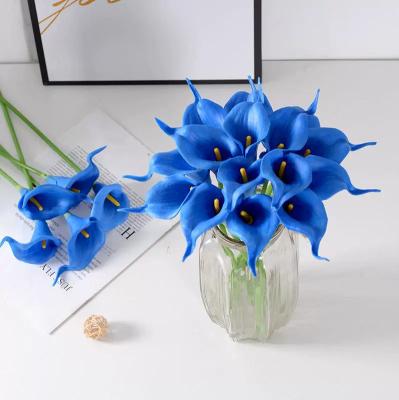 China Silk /PU OEM Silk Calla Lily Artificial Flowers Bridal Wedding Bouquet Mini Artificial Calla Lily Bouquets Yellow Blue Color for sale