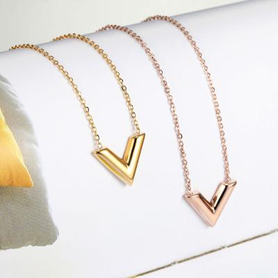 China FASHIONABLE Famous Brand V Letter Design Classic Pendant Necklace For Woman Woman Female Titanium Steel Luxury Jewelry High Quality Necklace for sale