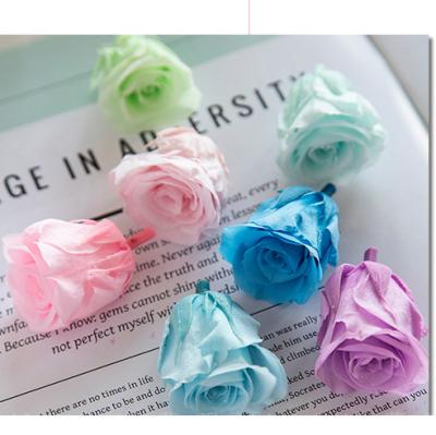 China 2 -3 cms Preserved roses wholesale real preserved roses flower preserved roses 2-3cm en venta