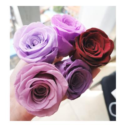 China Christmas decoration supplies infinity rose eternal rose ornaments 4-5cm preserved rose en venta