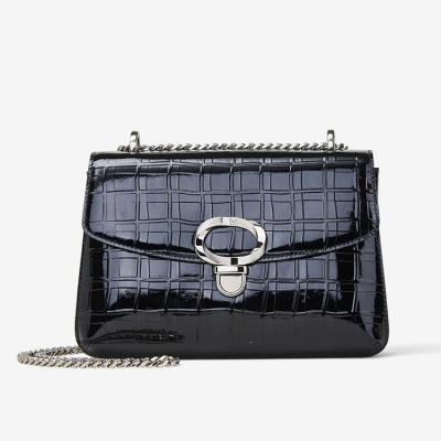 China Fashion Fashion All Seasons Woman Genuine Cowhide Crocodile Pattern Leather Embossed Armpit Cross - Body Bag Women for sale