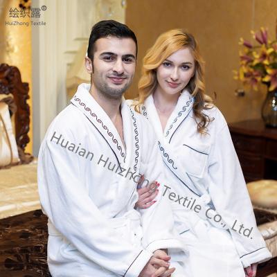 China Customized Embroidery Logo Hotel Bathrobe 100% Cotton Thermal Gift Terry Spa Luxury Robe For Men And Women for sale