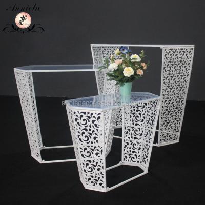 China New Design Long Time Wedding Dessert Table Cake Stand For Event Wedding Decoration for sale