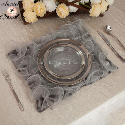 China Wholesale Pursuit Plates Confirmed With Organza Curly Rugs for sale