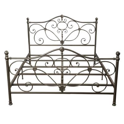 China New Stylish Home Bed Design Wrought Iron Metal Bed for sale